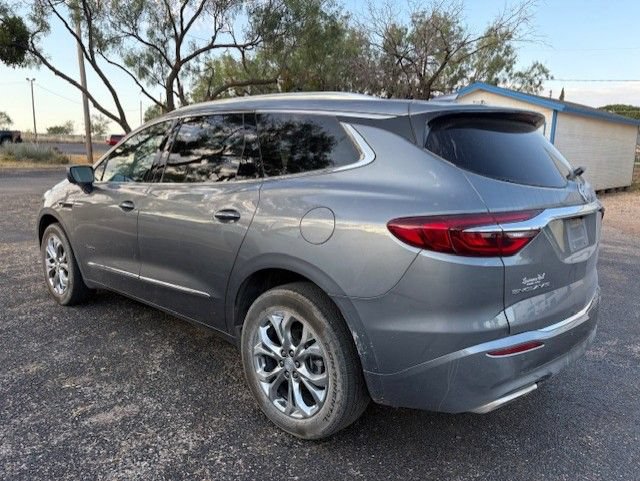 Used 2020 Buick Enclave Avenir w/ Avenir Technology Package FWD image 5