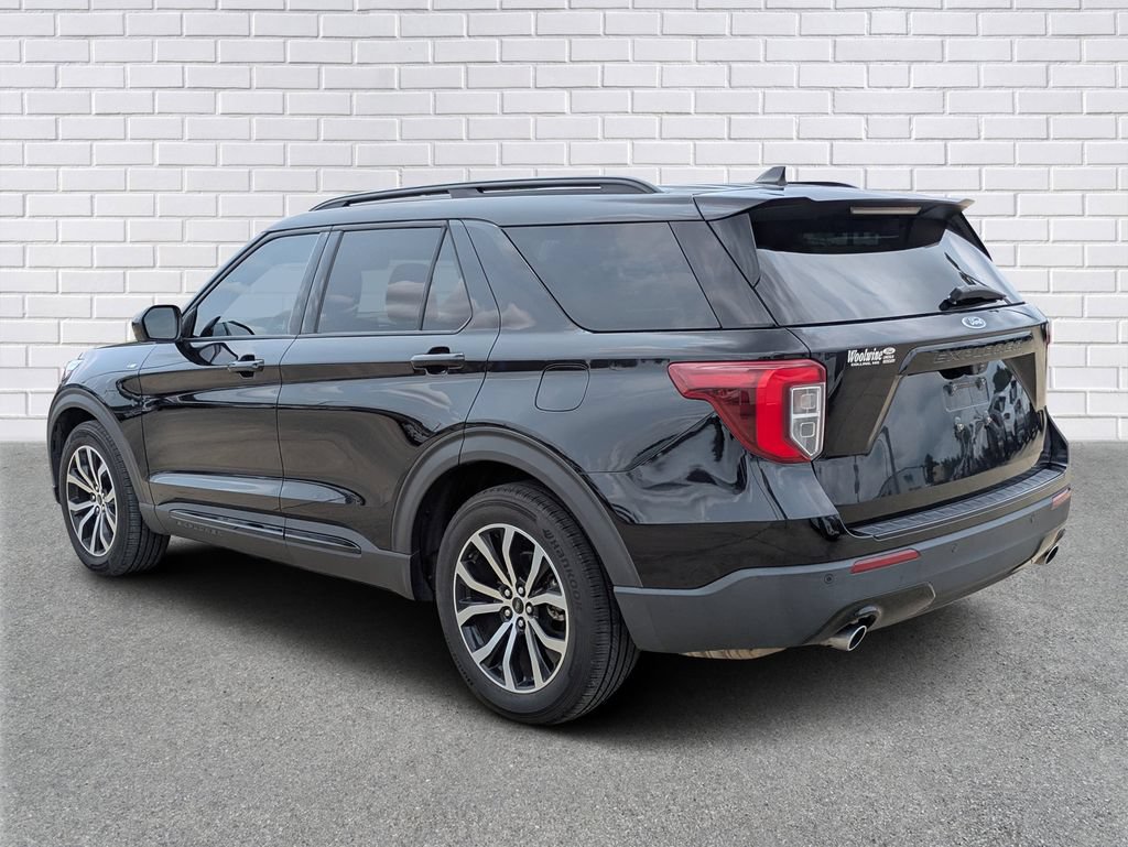 Used 2022 Ford Explorer ST-Line RWD image 3