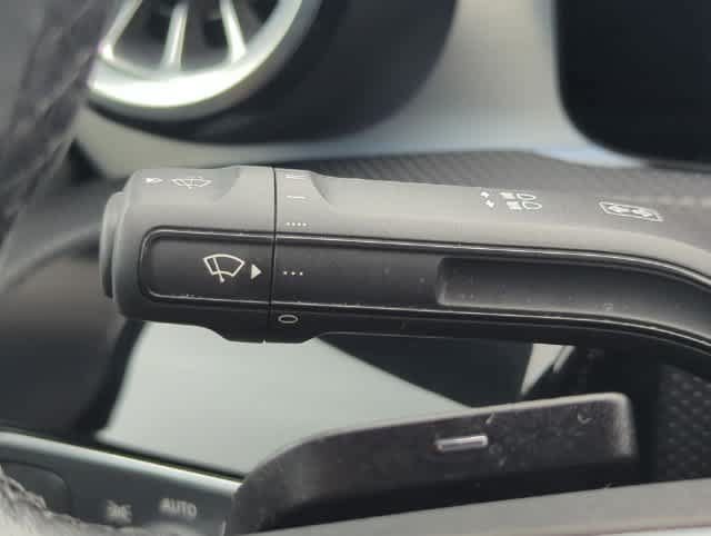 Used 2025 Mercedes-Benz CLA 250 4MATIC image 27