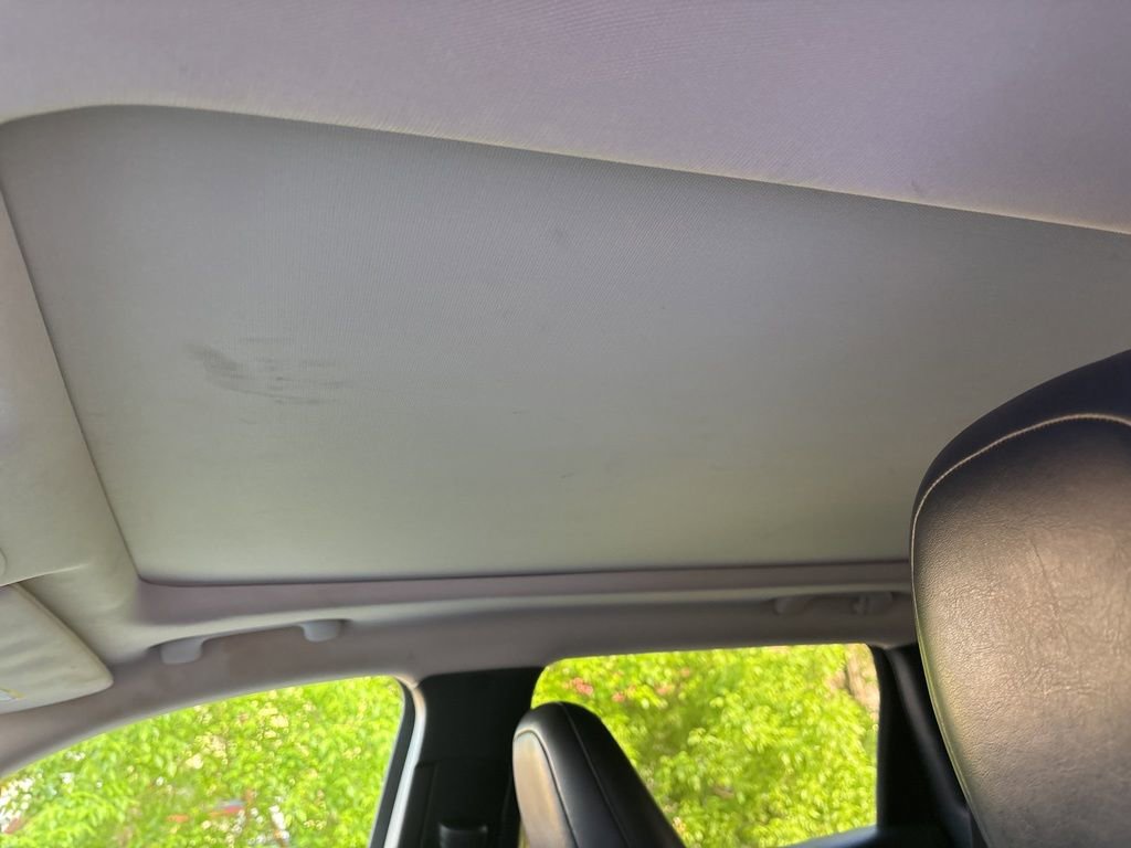 Used 2015 Jeep Cherokee Limited w/ Luxury Group image 14