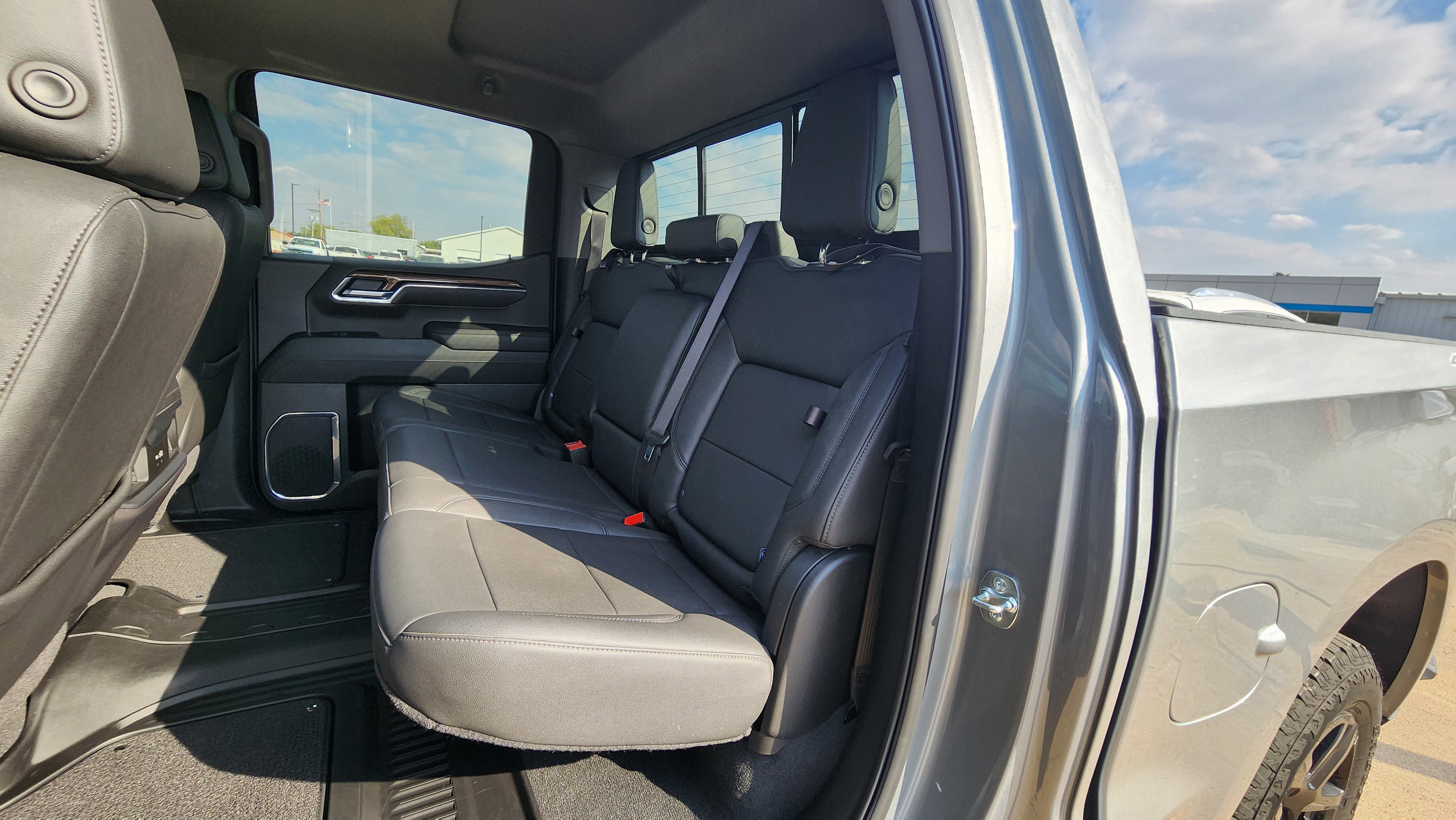 Certified 2025 Chevrolet Silverado 1500 RST w/ Convenience Package II image 18