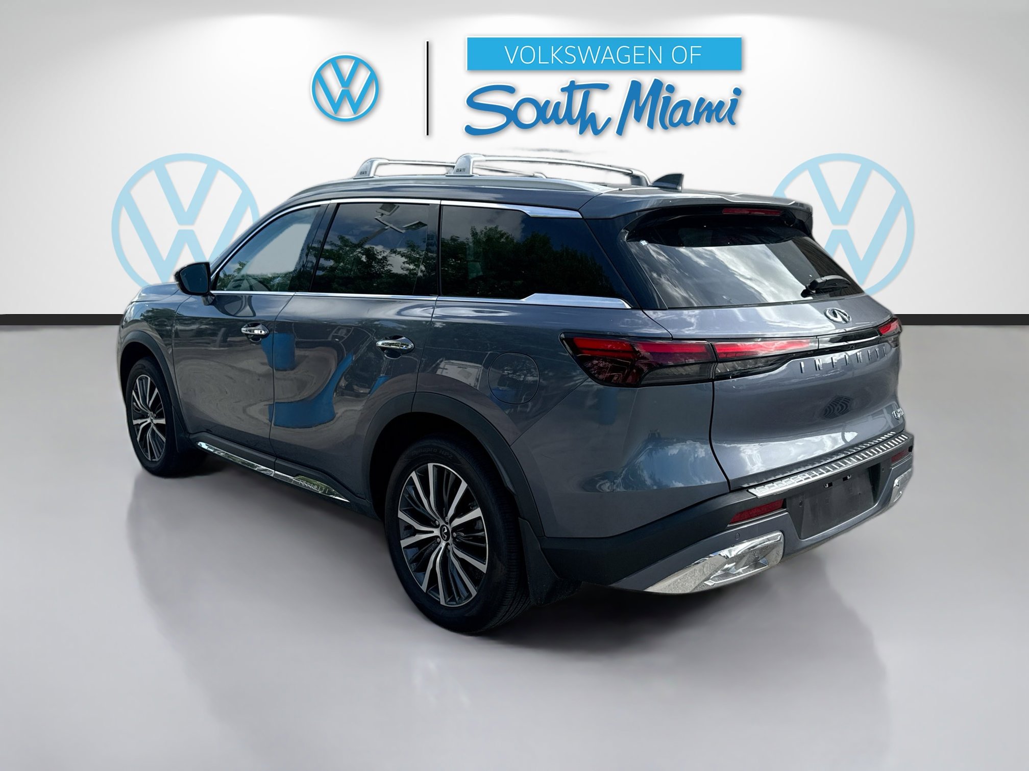 Used 2022 INFINITI QX60 Sensory w/ Cargo Package image 5