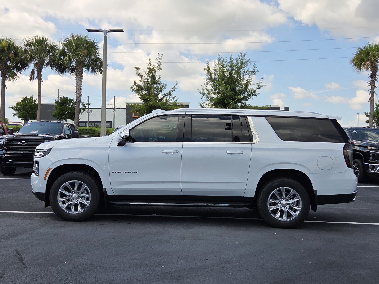 New 2026 Chevrolet Suburban Premier AWD/4WD image 3