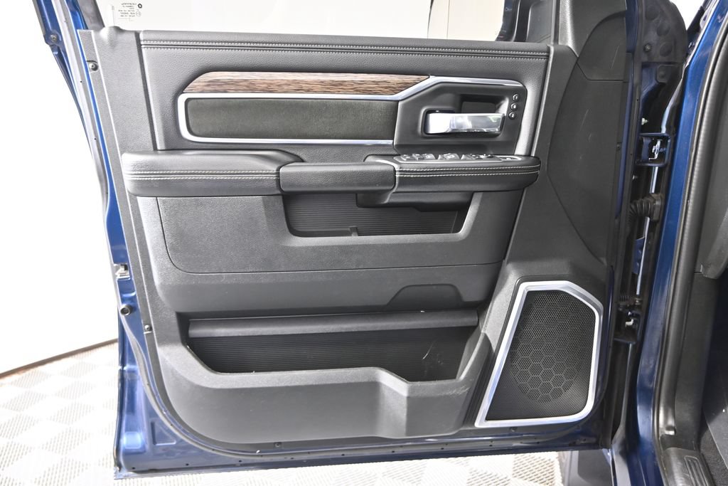 Used 2021 RAM 2500 Laramie AWD/4WD image 18