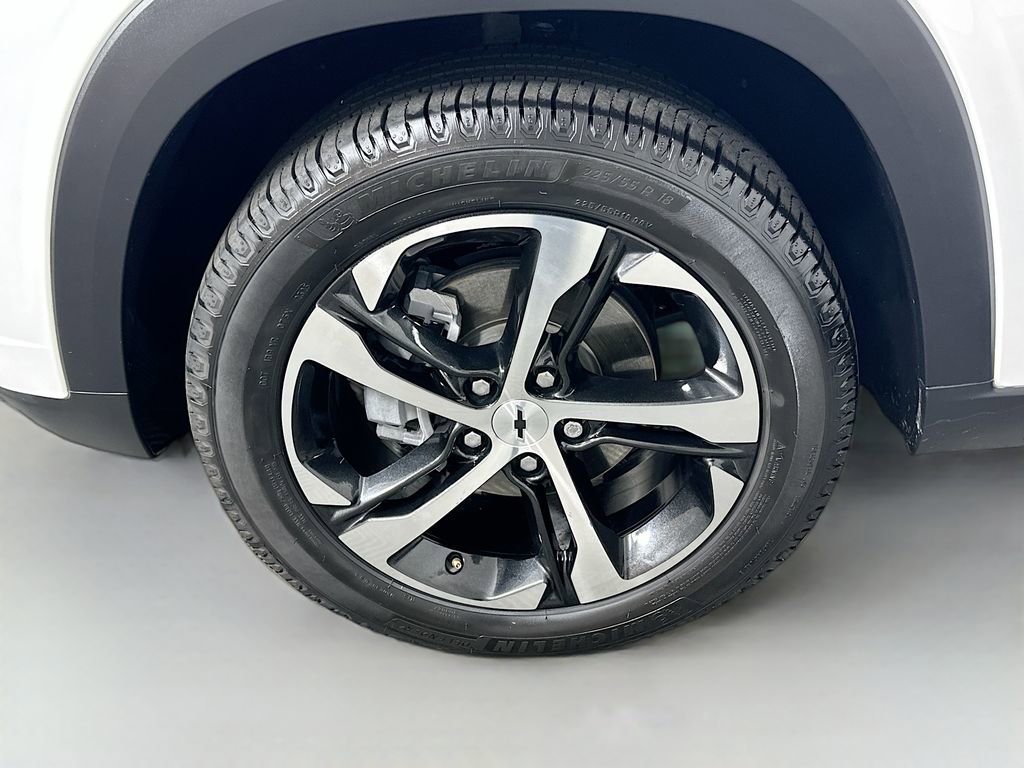 Used 2024 Chevrolet Trax RS image 29