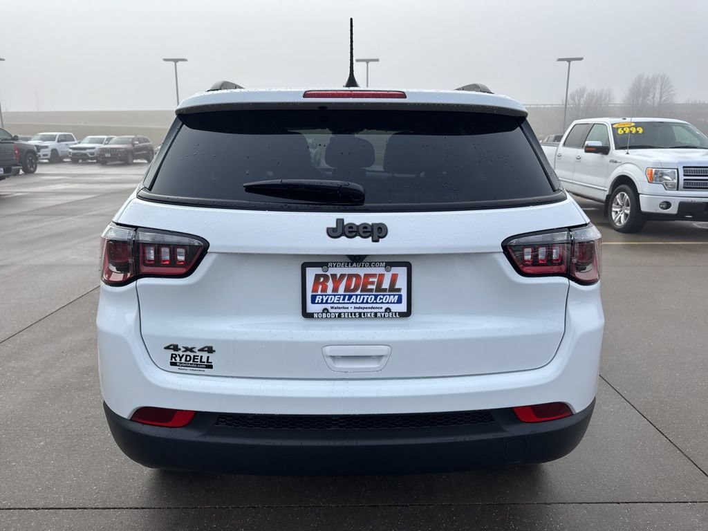 New 2026 Jeep Compass Latitude AWD/4WD image 30