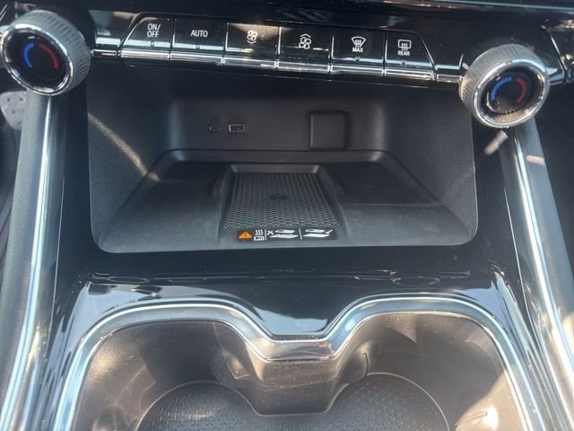 New 2026 Chevrolet Traverse Z71 w/ LPO, Floor Liner Package AWD/4WD image 20