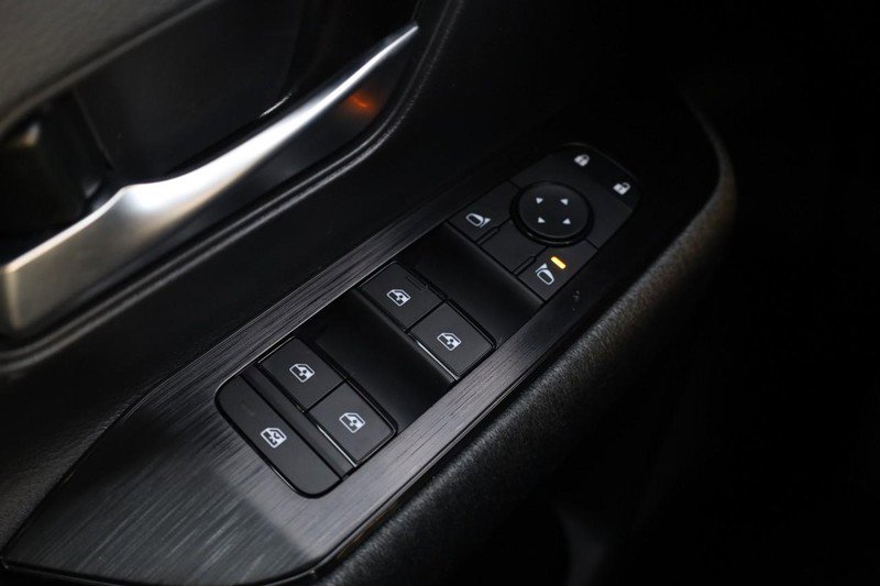 New 2026 Nissan Kicks SV w/ Cold Weather Package image 18