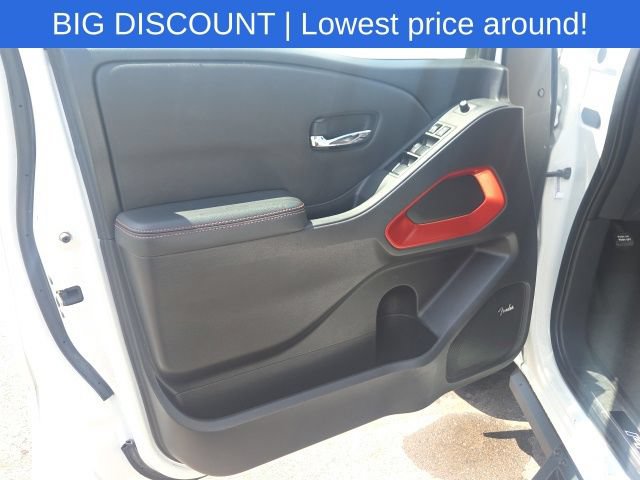 Used 2023 Nissan Frontier PRO-4X w/ Pro-4X Premium Package AWD/4WD image 19