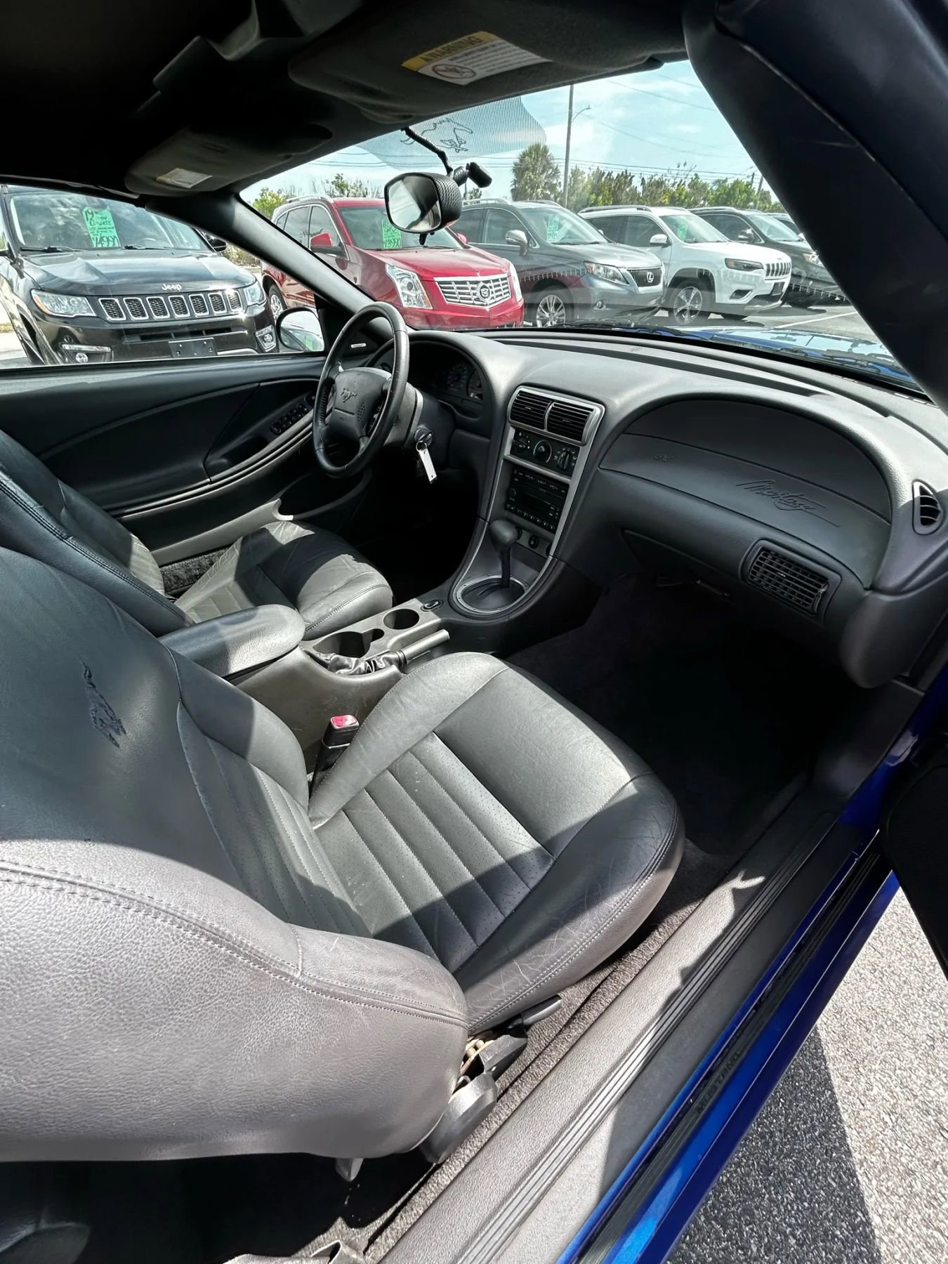 Used 2004 Ford Mustang Deluxe Convertible RWD image 26