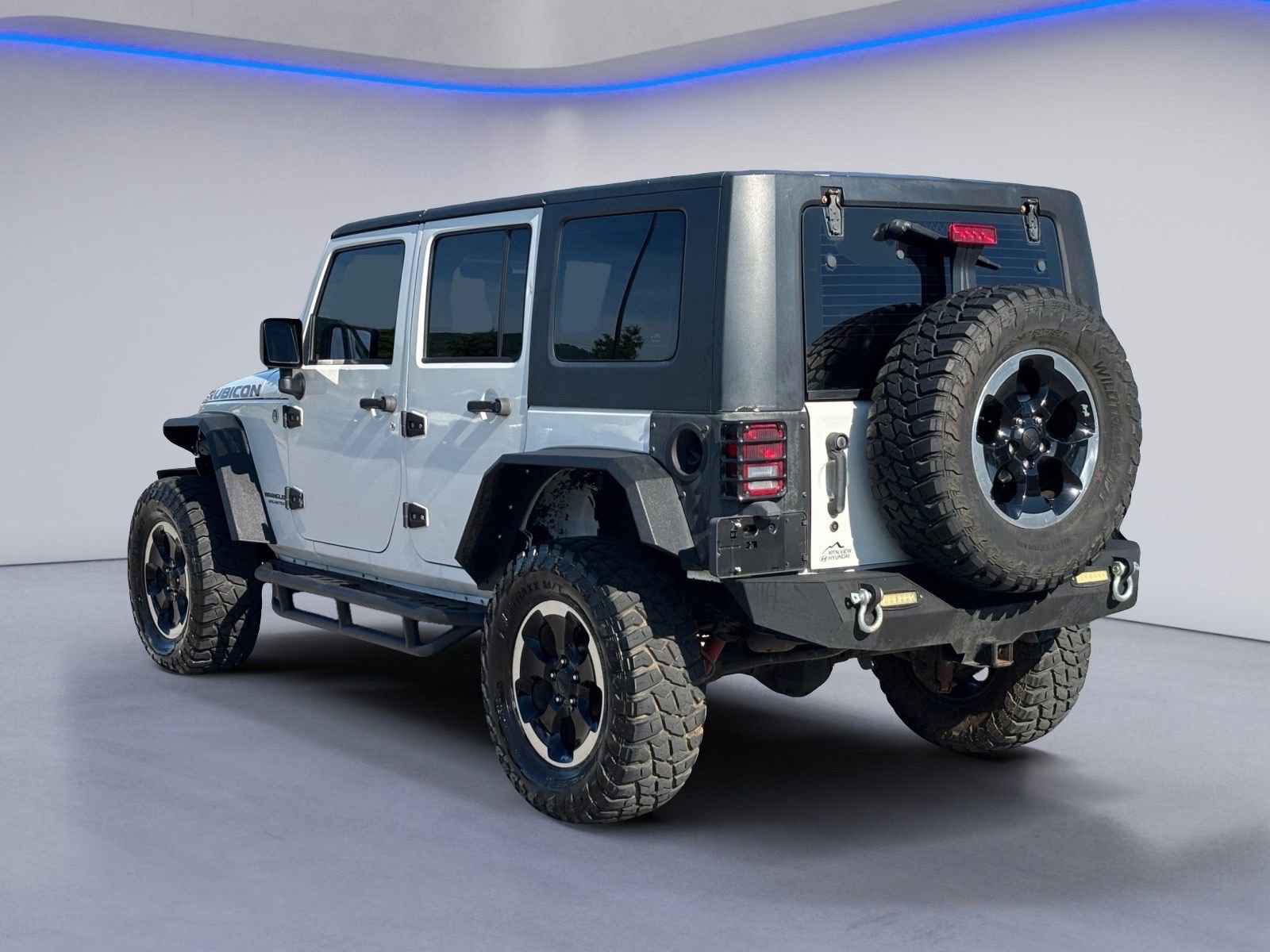 Used 2007 Jeep Wrangler Unlimited Rubicon w/ Dual Top Group AWD/4WD image 5