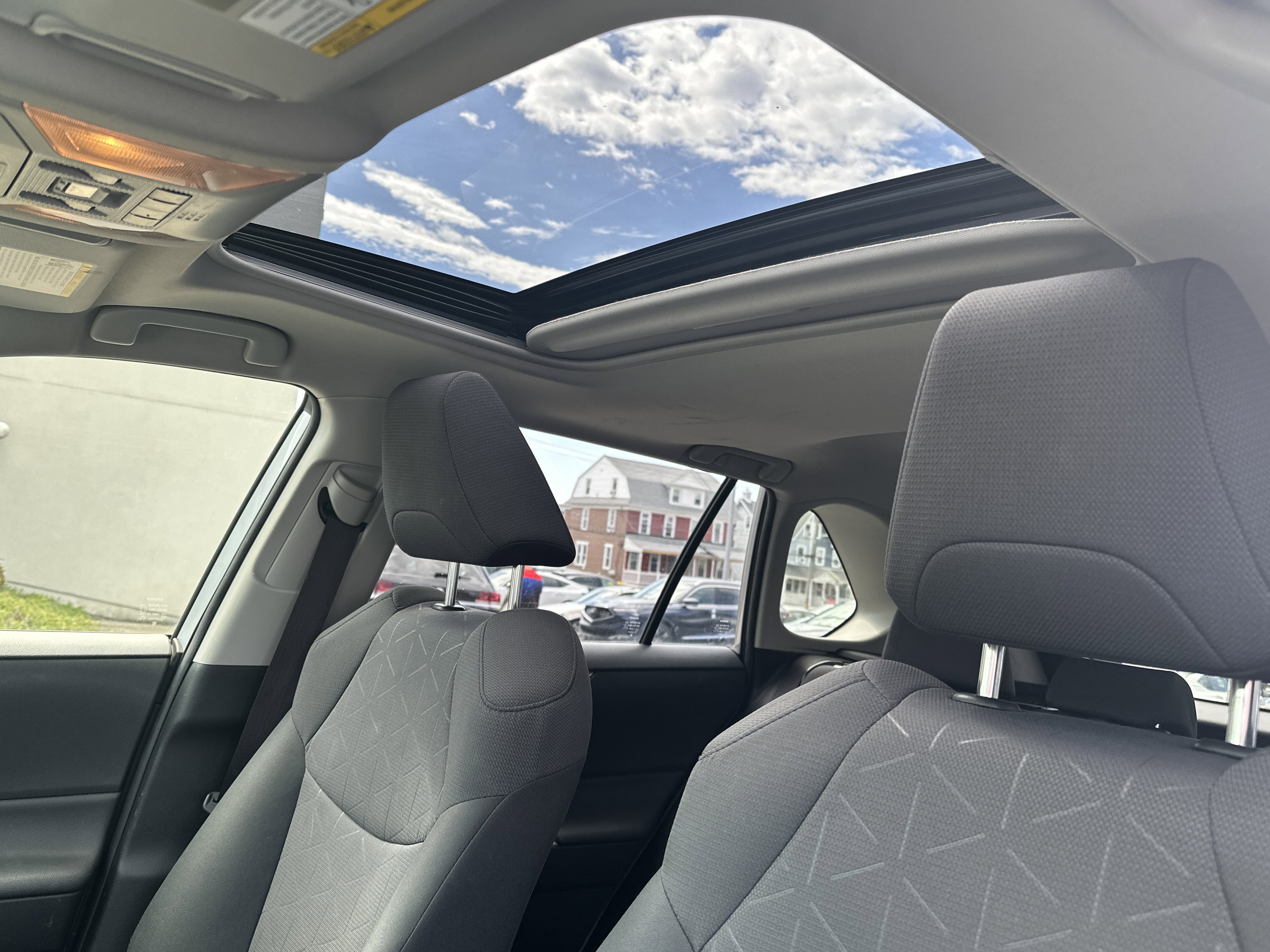 Used 2019 Toyota RAV4 XLE w/ All Weather Liner Package image 9