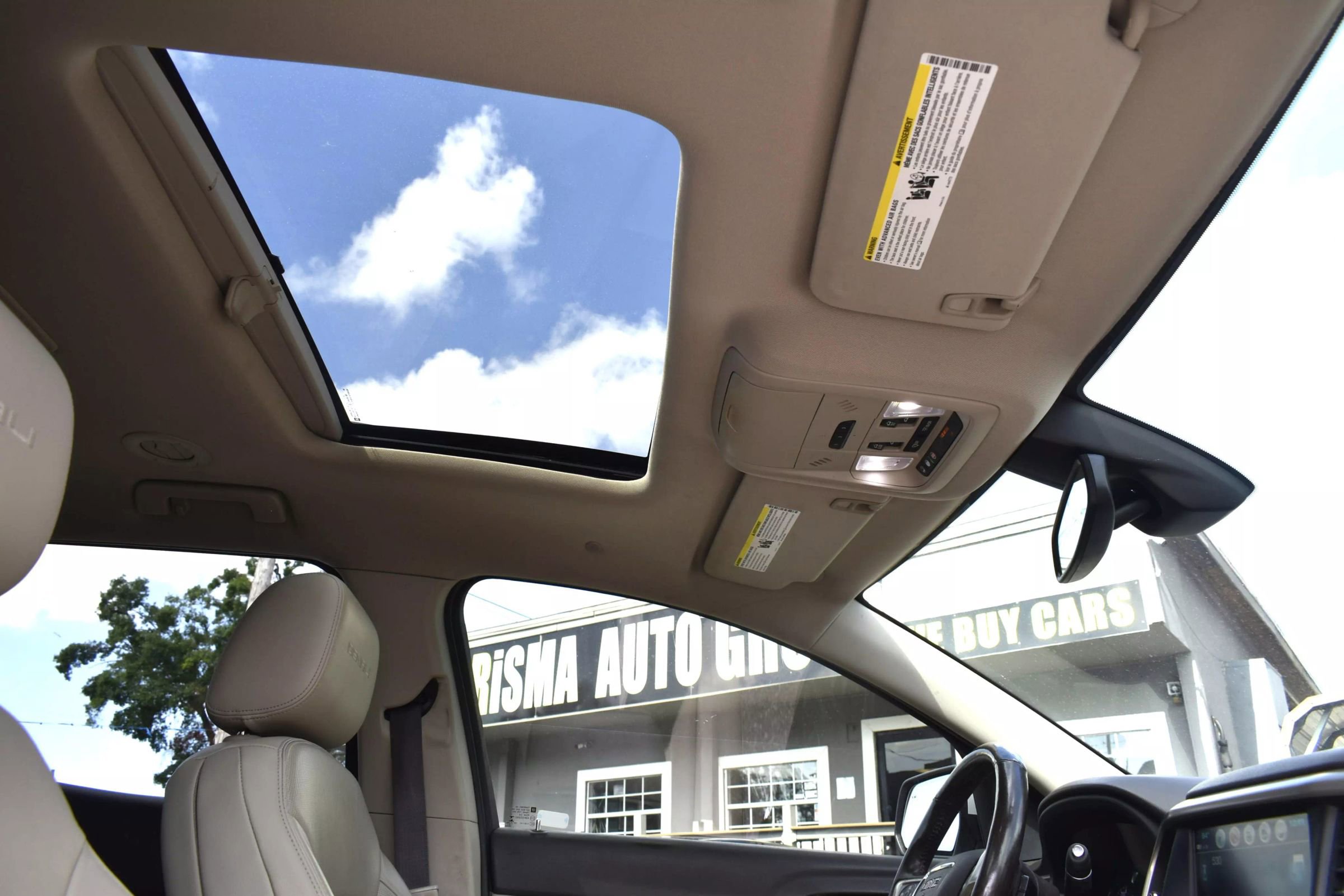 Used 2017 GMC Acadia Denali w/ Technology Package image 16