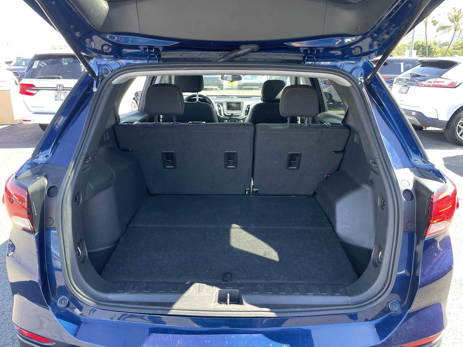 Used 2023 Chevrolet Equinox LT w/ LPO, Floor Liner Package AWD/4WD image 19