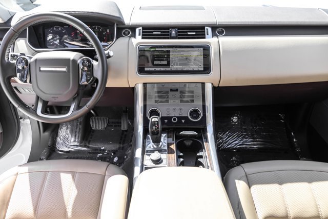 Used 2020 Land Rover Range Rover Sport HSE image 24
