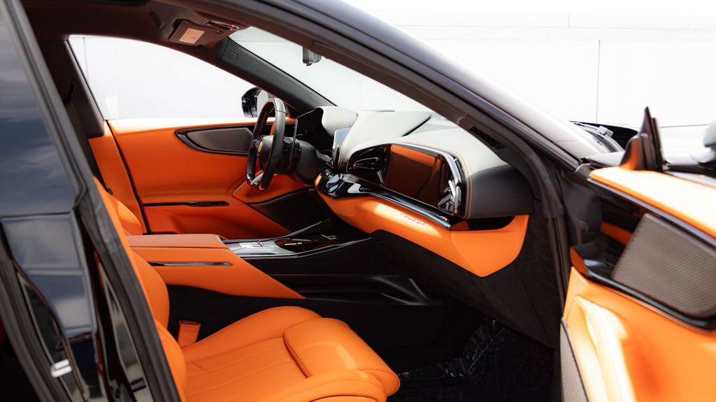 Used 2026 Ferrari Purosangue AWD/4WD image 6