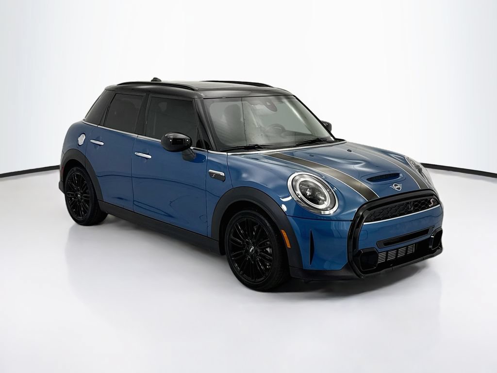 Certified 2023 MINI Cooper S FWD image 4