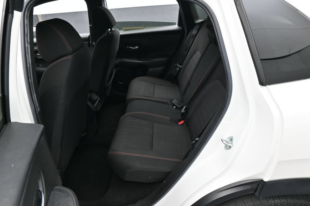 Used 2025 Honda HR-V Sport image 31
