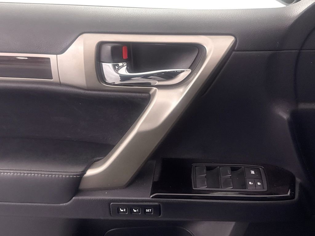 Used 2019 Lexus GX 460 w/ Navigation Package AWD/4WD image 10