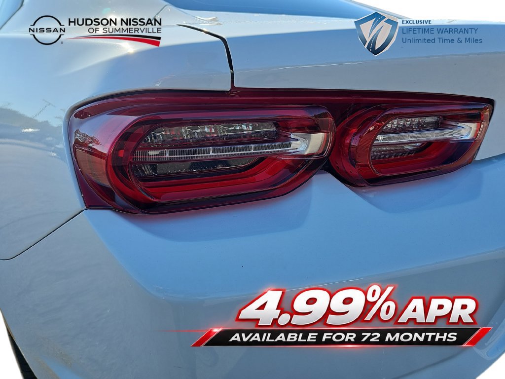 Used 2024 Chevrolet Camaro LT RWD image 34