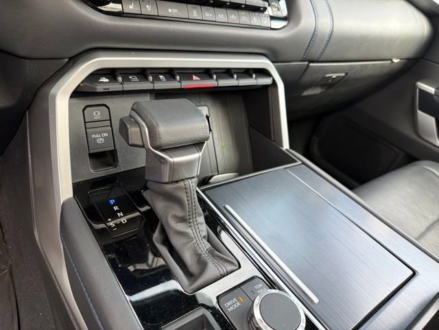 Used 2024 Toyota Tundra Platinum AWD/4WD image 27