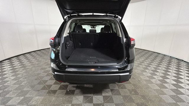 Used 2024 Nissan Rogue SV w/ SV Premium Package AWD/4WD image 27