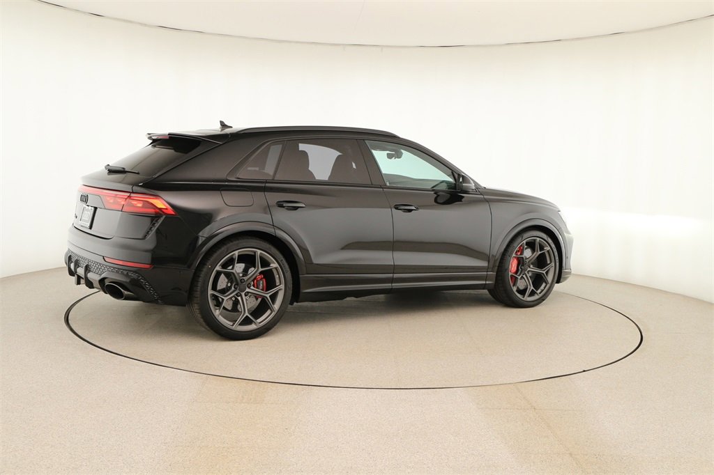 New 2026 Audi RS Q8 performance image 7