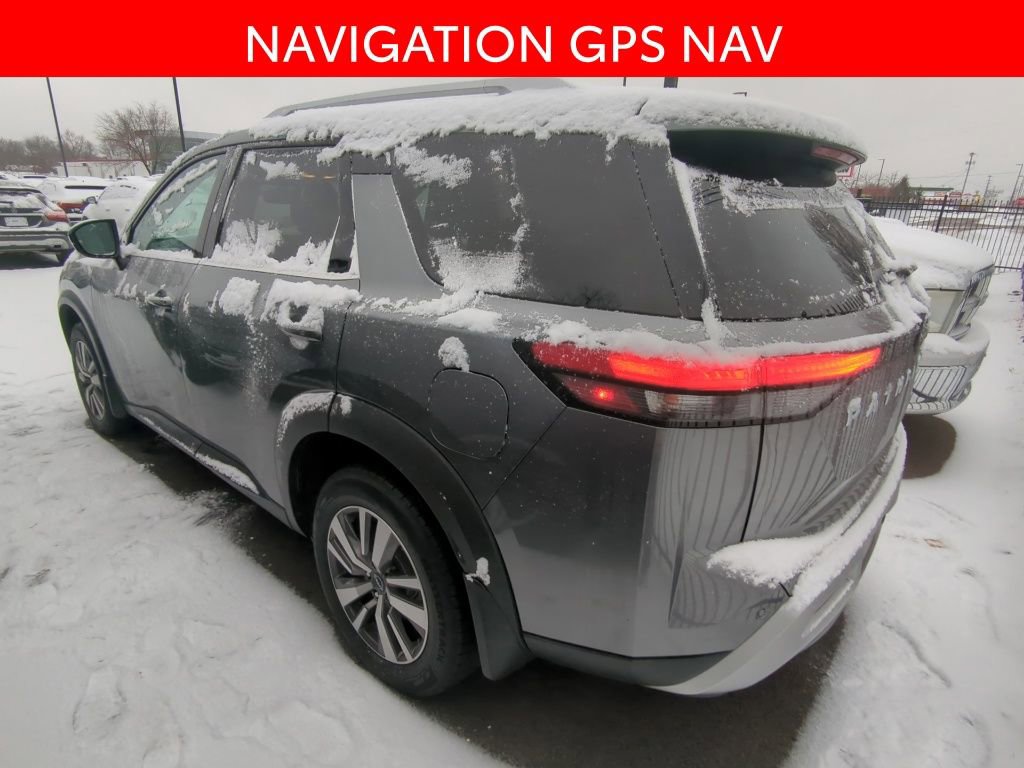 Used 2022 Nissan Pathfinder SL image 4