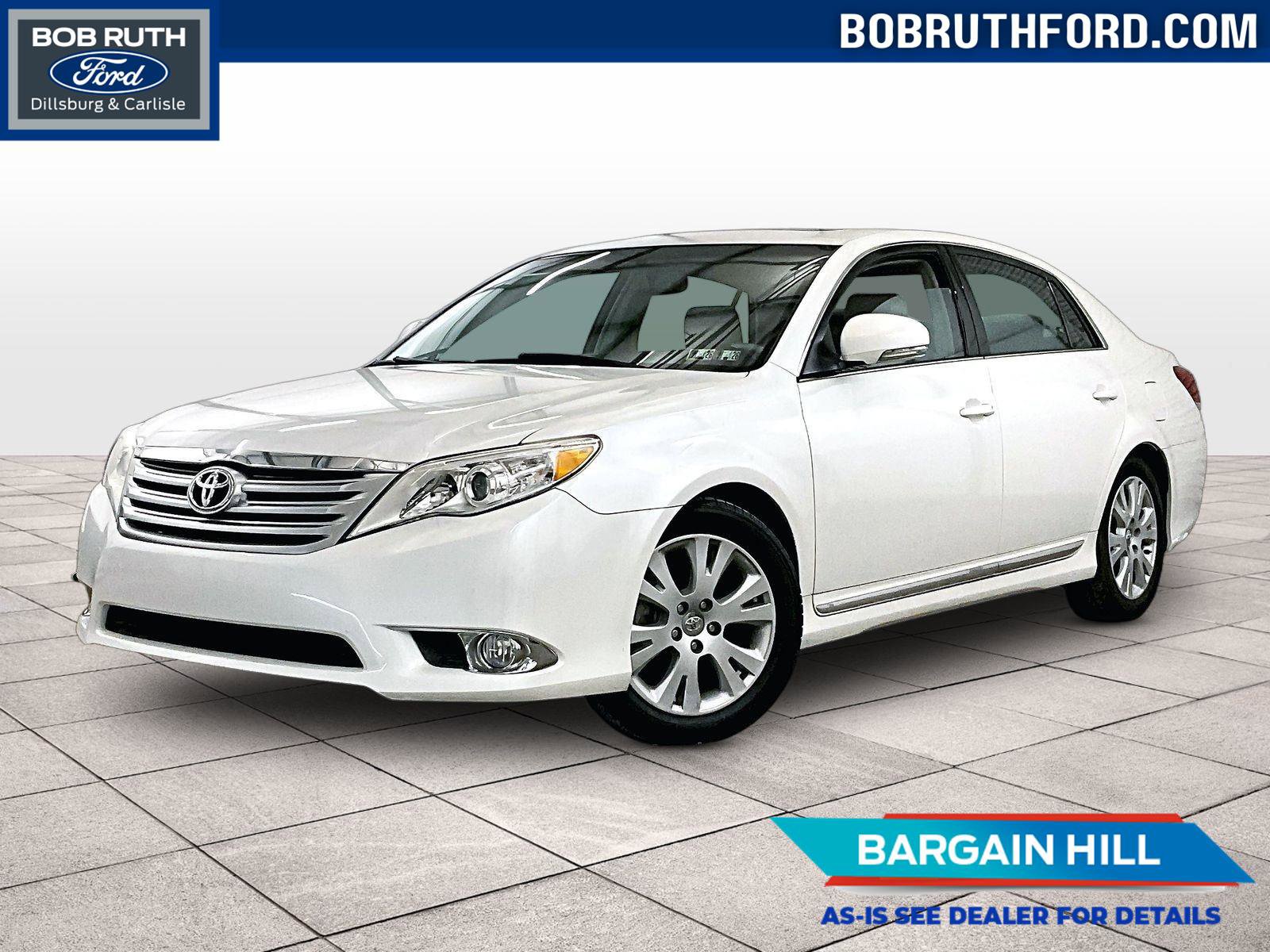 Used 2012 Toyota Avalon FWD image 1