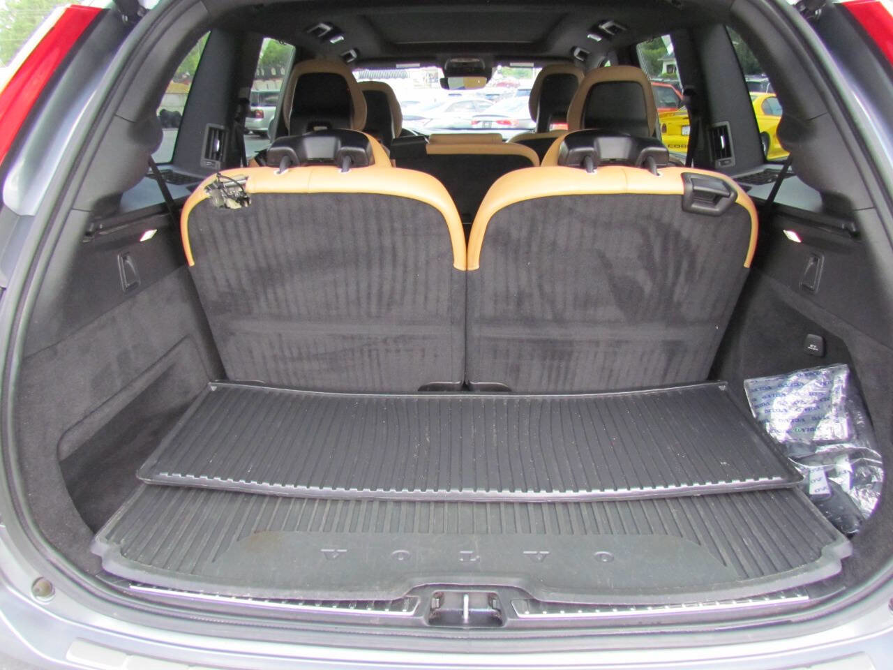 Used 2017 Volvo XC90 T6 Inscription w/ Vision Package AWD/4WD image 15