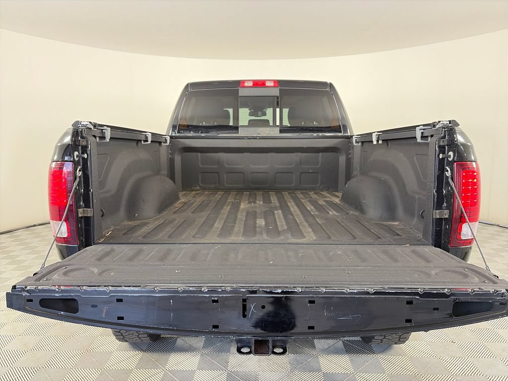 Used 2015 RAM 2500 Laramie w/ Black Appearance Group AWD/4WD image 27