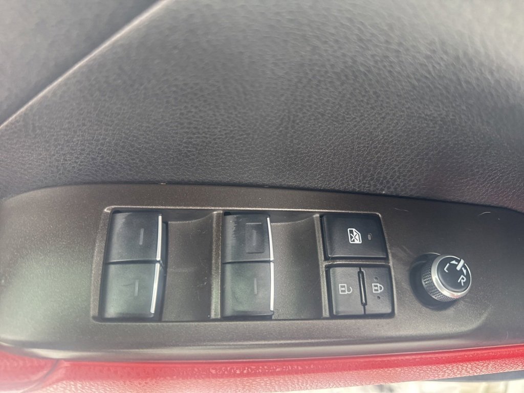 Used 2023 Toyota Camry XSE image 19