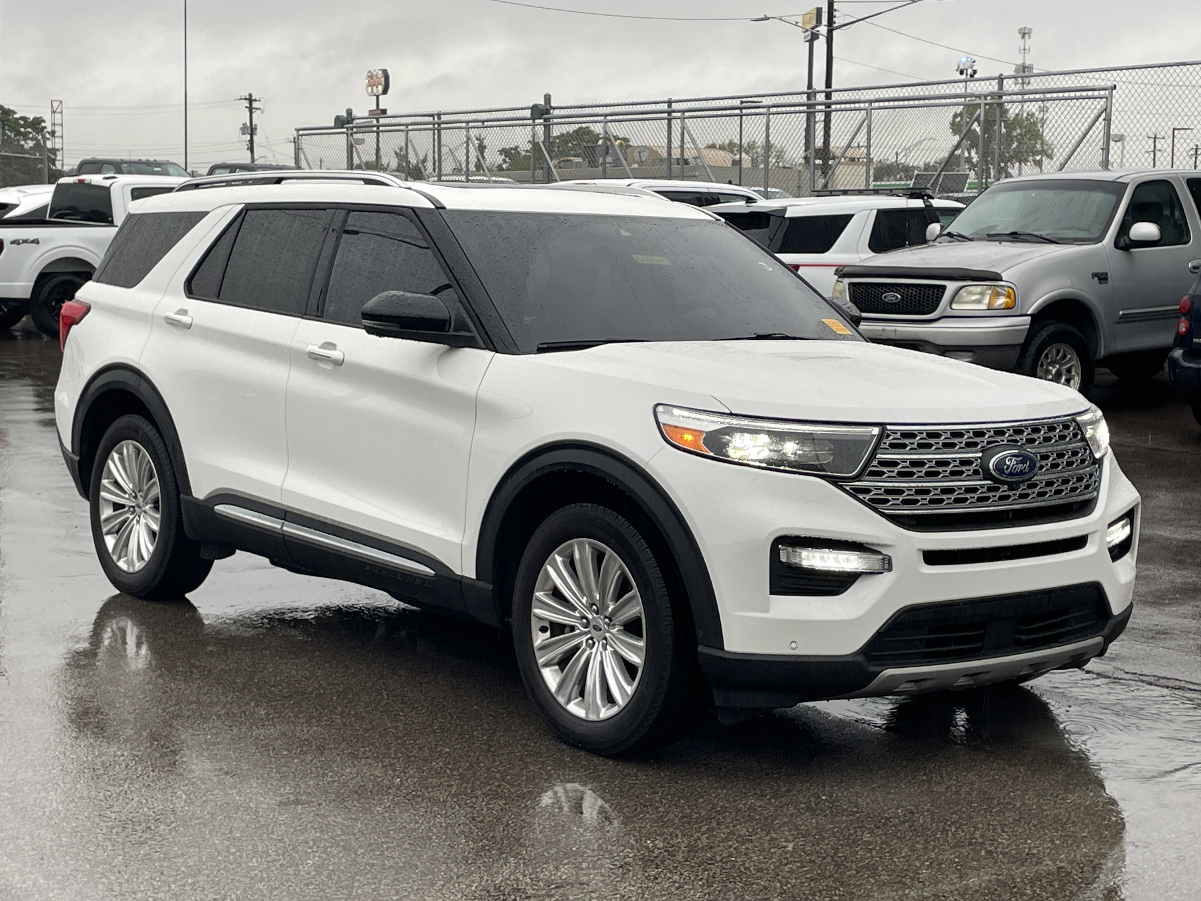 Used 2022 Ford Explorer Limited w/ Equipment Group 301A