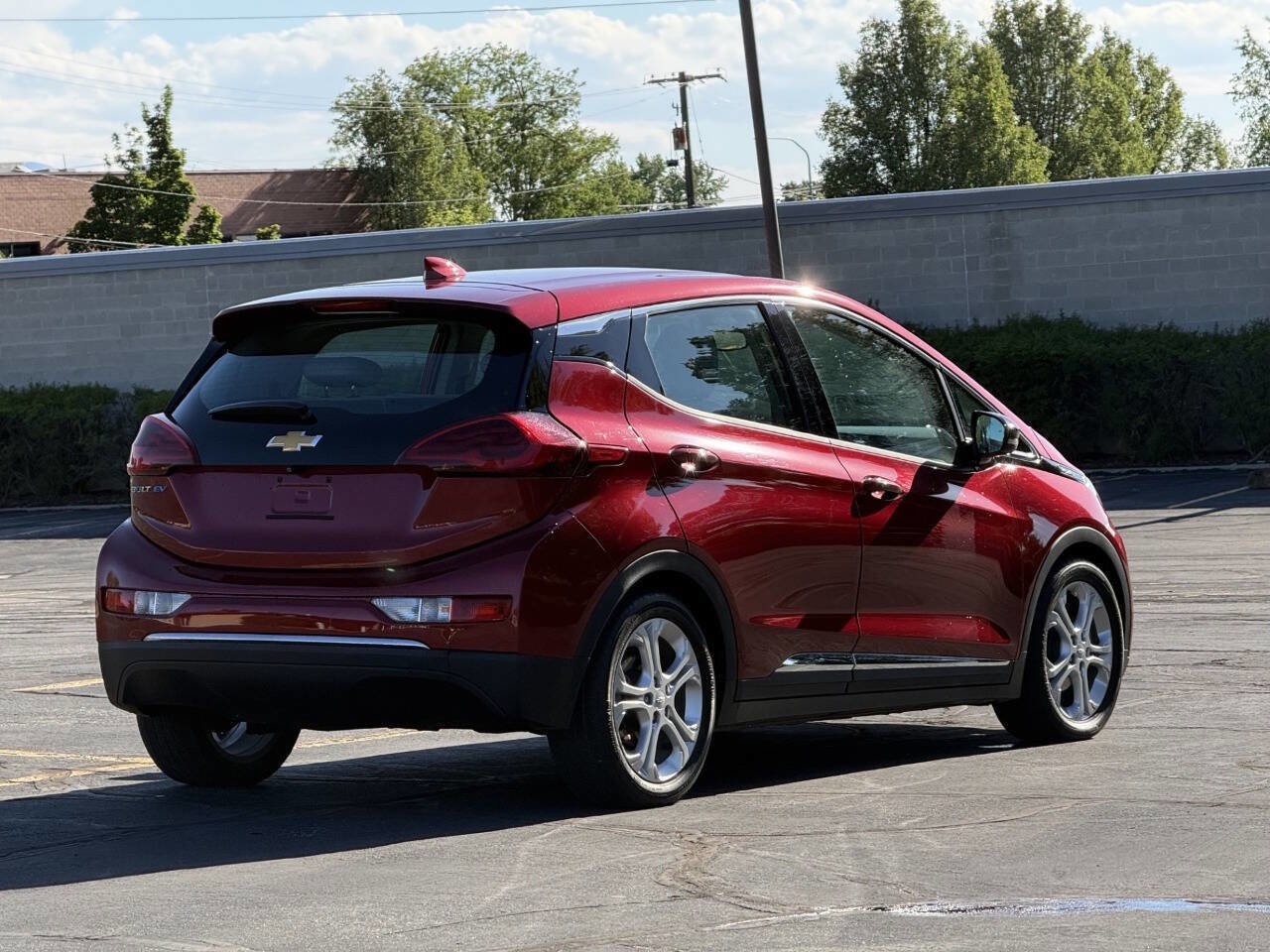 Used 2020 Chevrolet Bolt LT FWD image 5