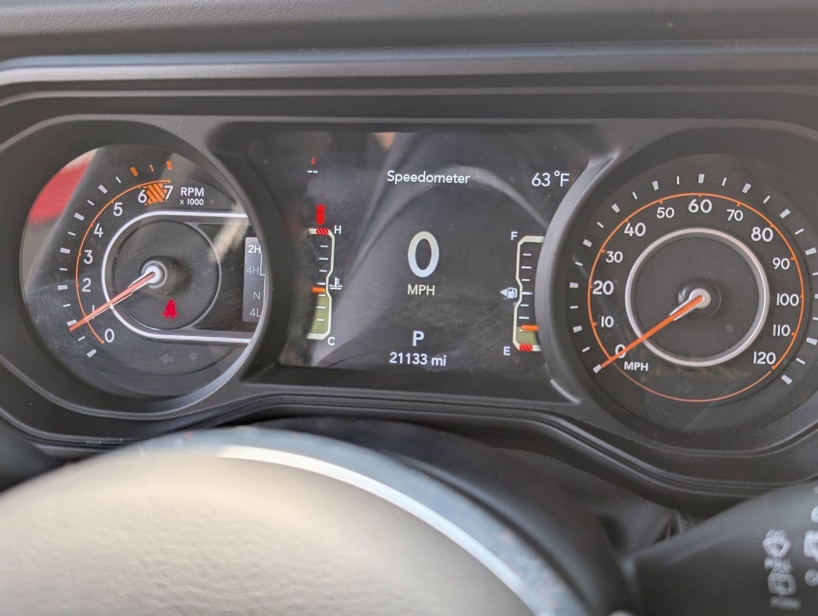 Used 2024 Jeep Wrangler Sahara image 21