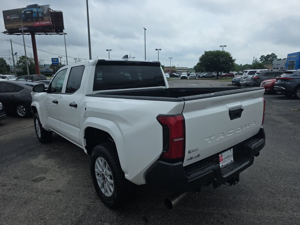 Certified 2024 Toyota Tacoma SR AWD/4WD image 6
