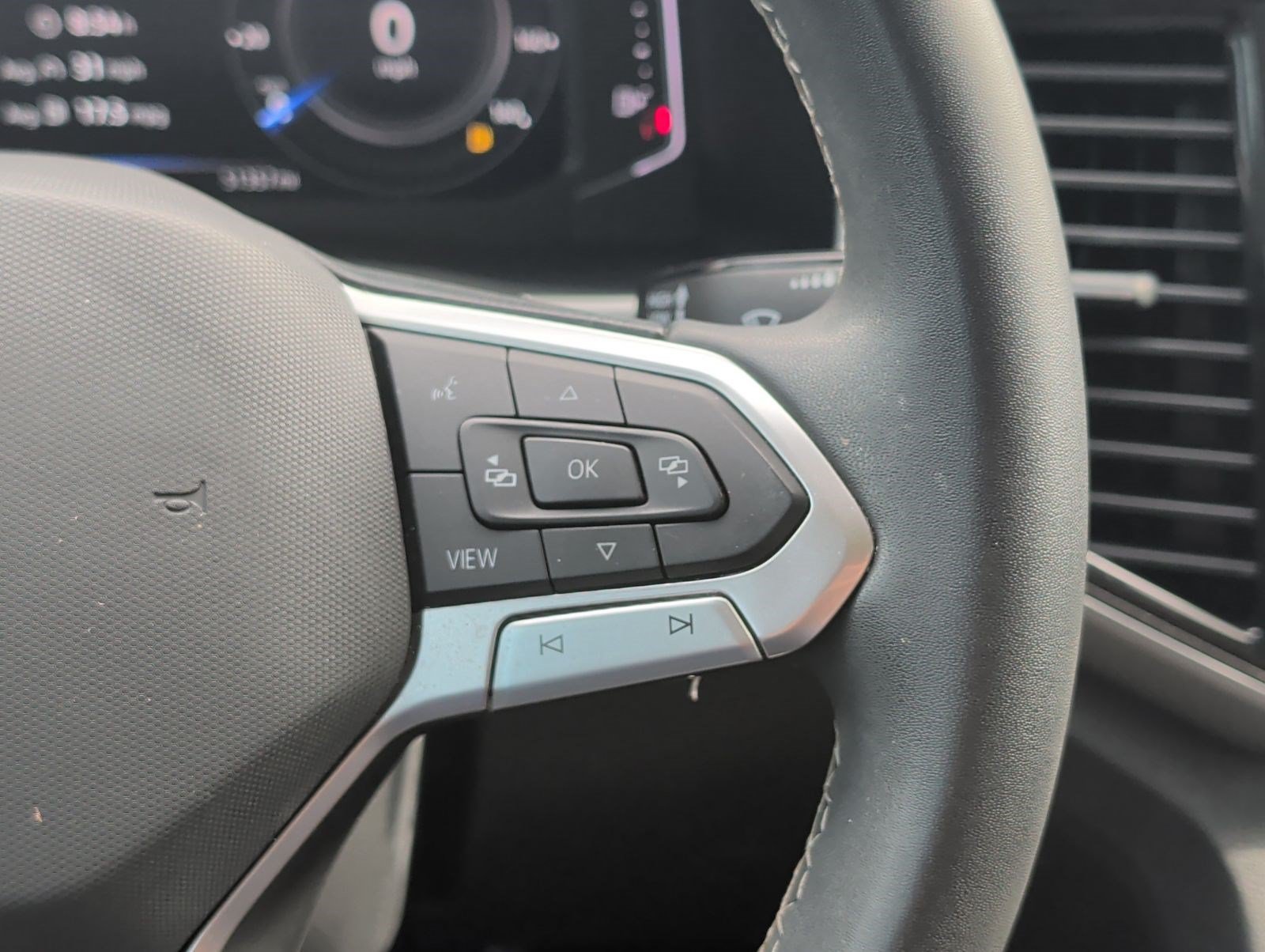Used 2023 Volkswagen Atlas SE w/ Panoramic Sunroof Package FWD image 15