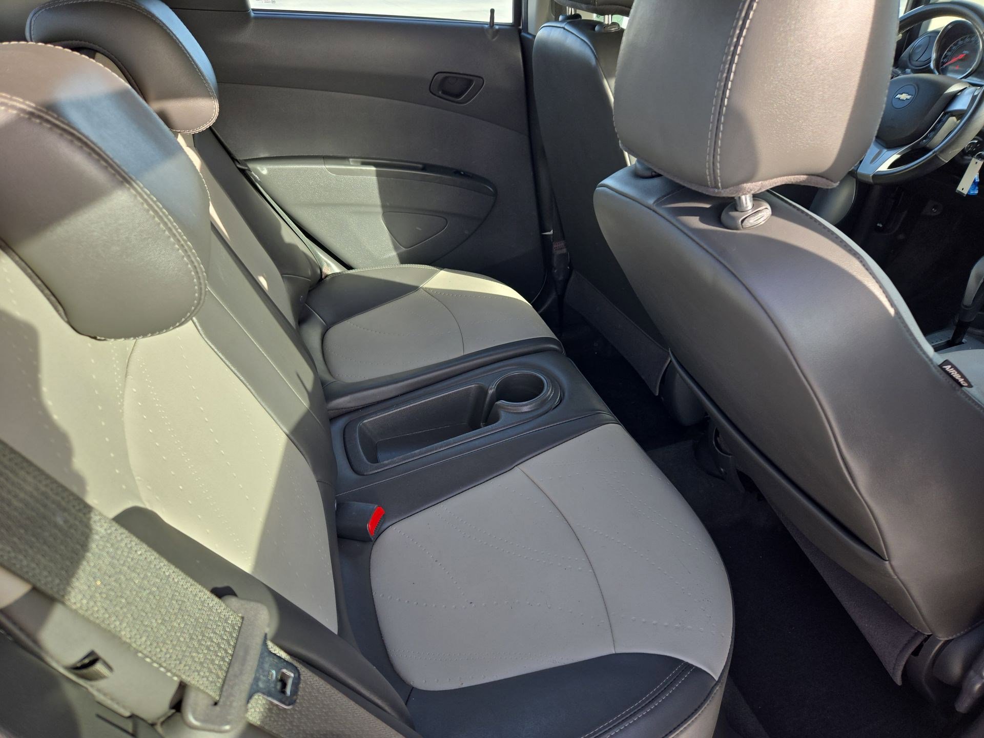 Used 2014 Chevrolet Spark LT image 27