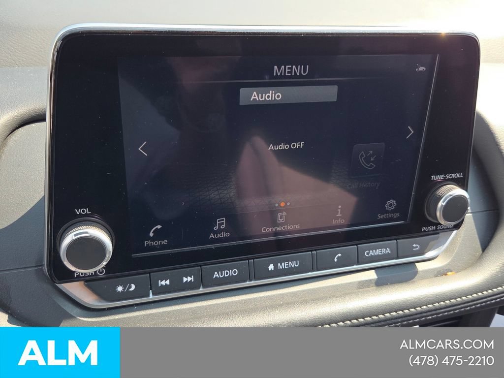 Used 2024 Nissan Rogue SV AWD/4WD image 21
