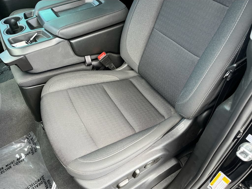 Used 2023 Chevrolet Silverado 1500 Custom AWD/4WD image 18