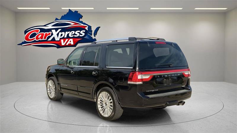 Used 2016 Lincoln Navigator Select AWD/4WD image 22