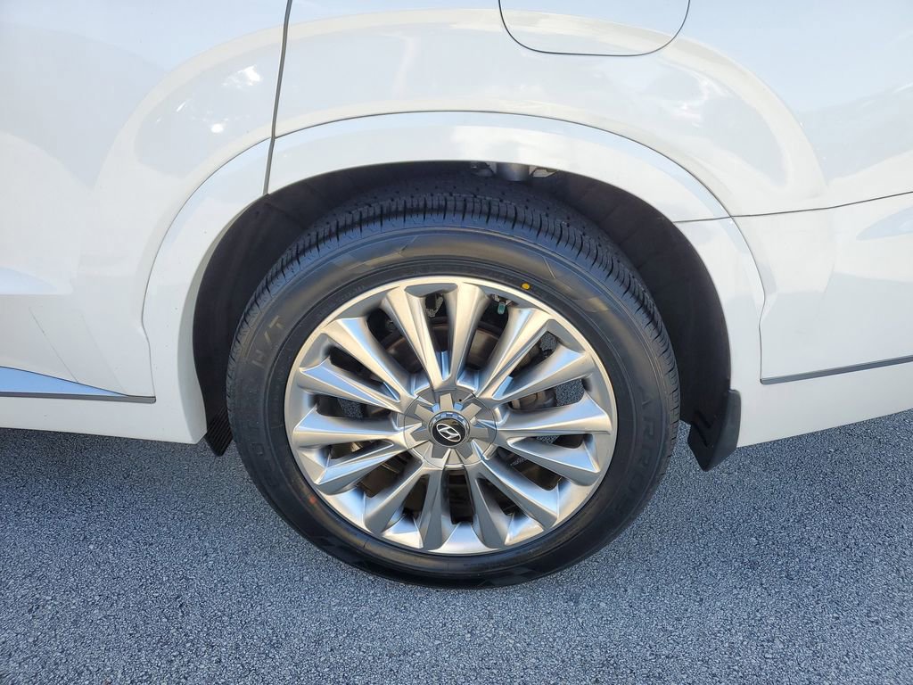 Used 2020 Hyundai Palisade Limited image 8