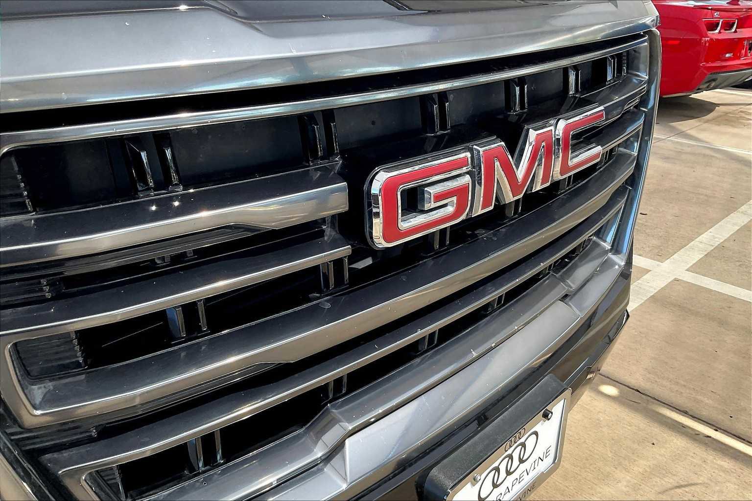 Used 2021 GMC Yukon AT4 image 27