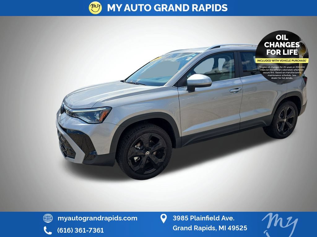 Used 2025 Volkswagen Taos SEL w/ Black Wheel Plus Package AWD/4WD image 3