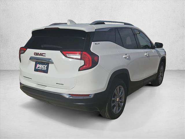 Used 2024 GMC Terrain SLT image 5