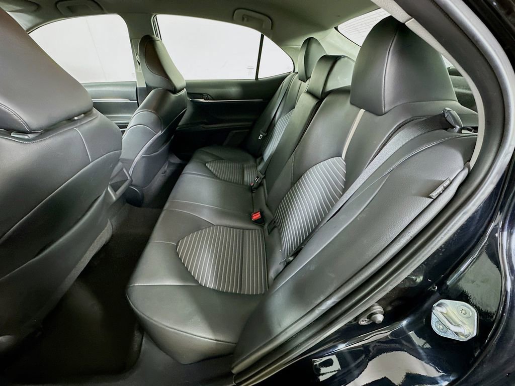 Used 2024 Toyota Camry SE FWD image 13