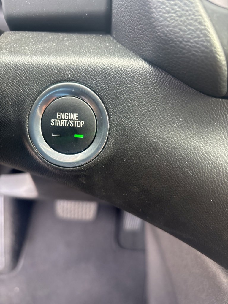 Used 2024 GMC Terrain SLE image 22