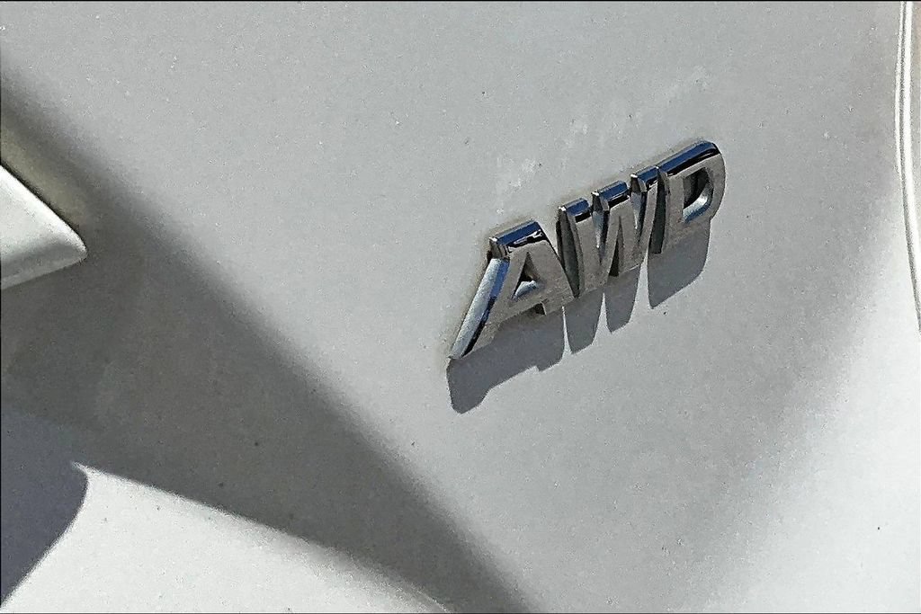Used 2019 Nissan Murano S AWD/4WD image 23