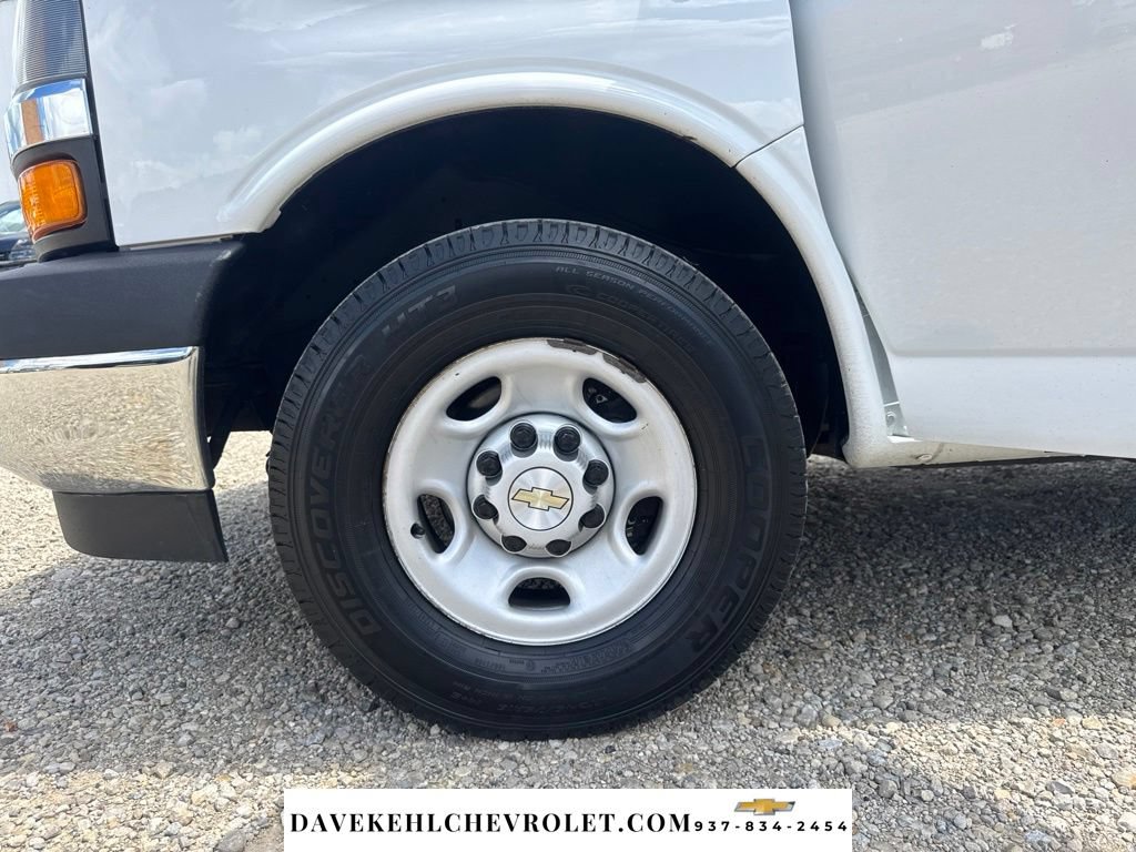 Used 2019 Chevrolet Express 2500 w/ Driver Convenience Package RWD image 41