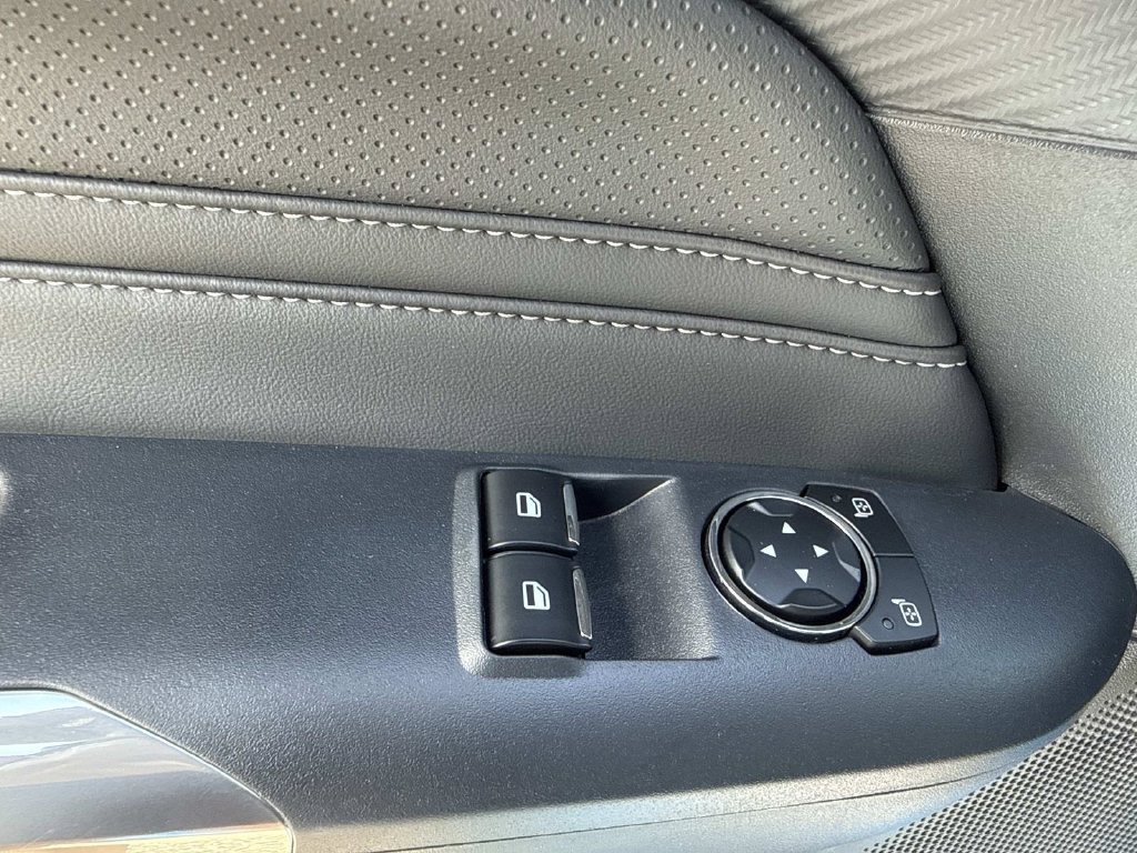 Used 2024 Ford Mustang GT Premium RWD image 13